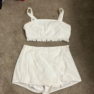 American Threads white two piece